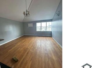 226 Beach 29th St Unit 3, Far Rockaway, NY 11691