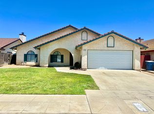 3226 N Sonora Ave, Fresno, CA 93722