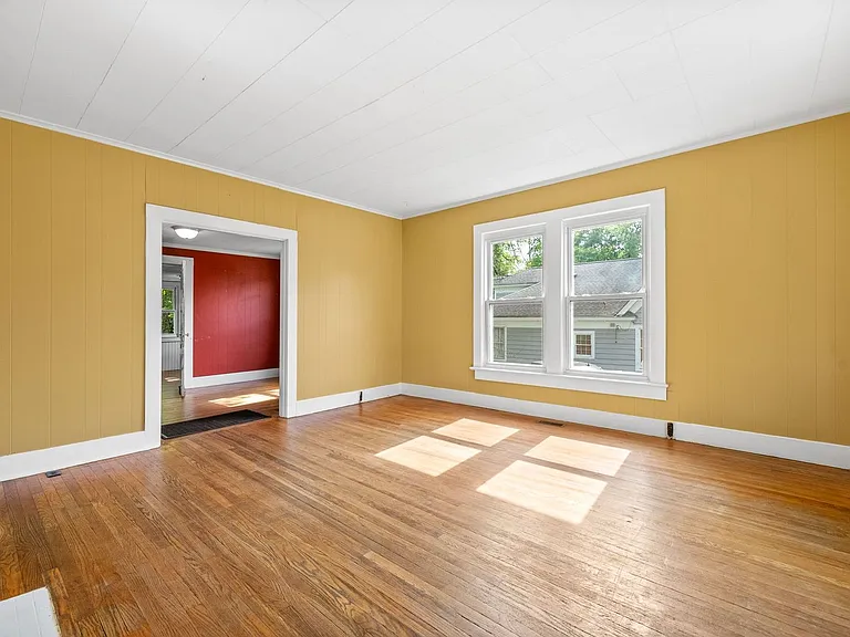 232 Georgia Ave — Photo 7