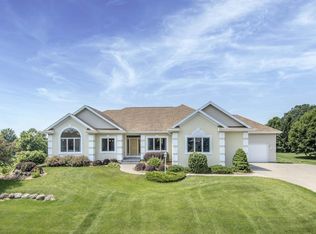 3114 Castleton Xing, Sun Prairie, WI 53590