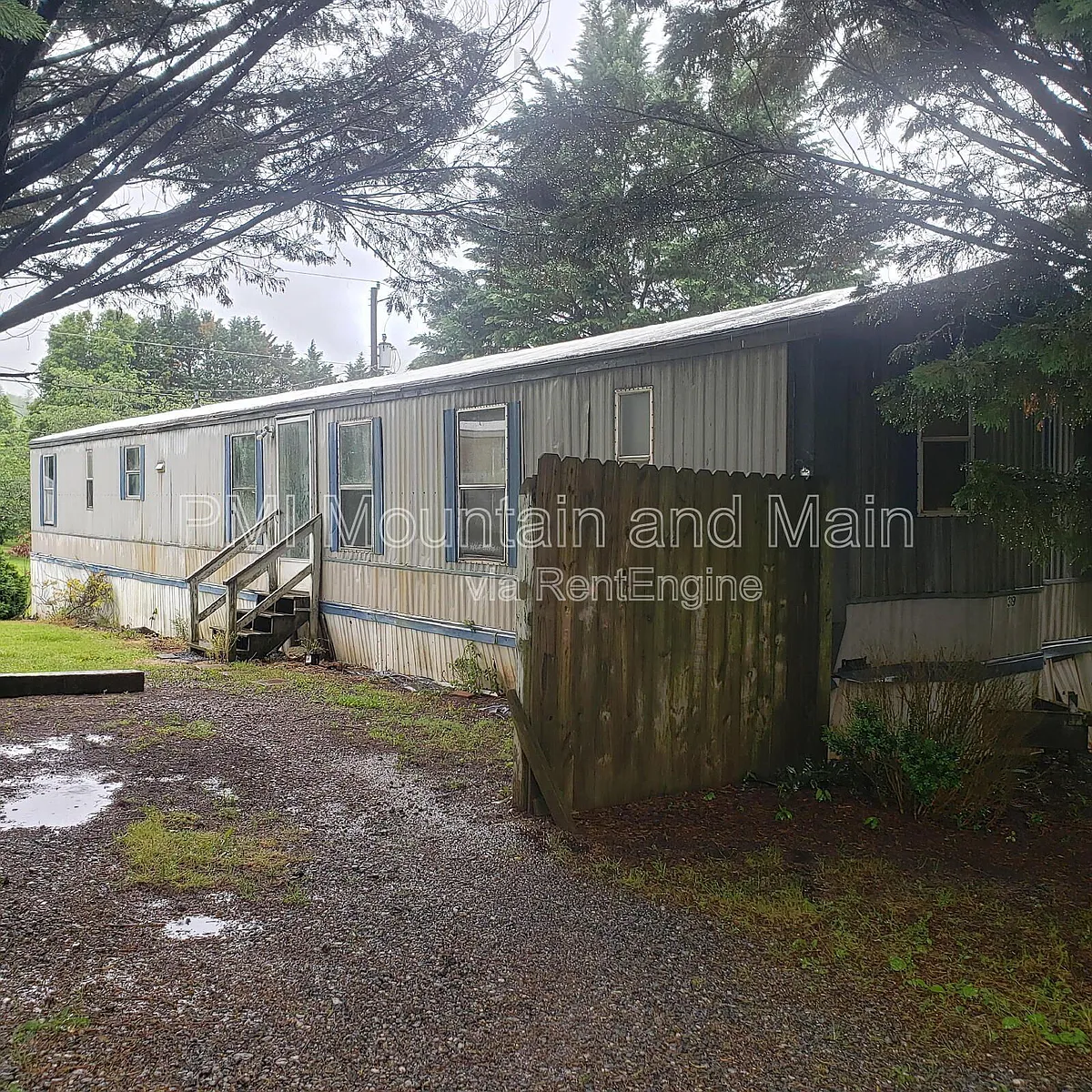 Building Photo - 319 Iotla Valley Park Rd