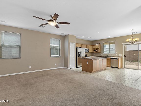 4th image of 15433 W Laurel Ln