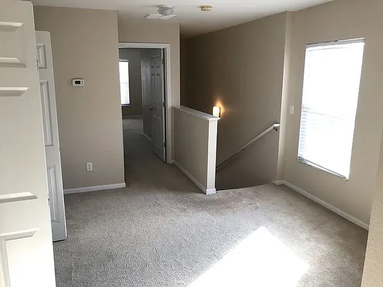 3820 Silverbell Loop — Photo 9