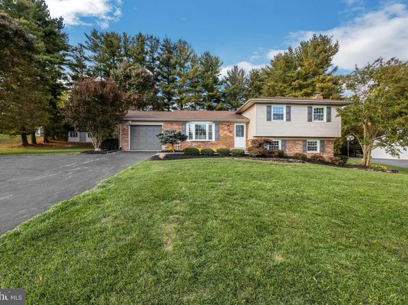 18 Garfield Ct, Gaithersburg, MD 20882