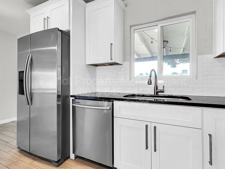 449 E Harmony Ave — Photo 8
