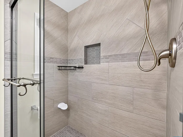 625 S Spotswood Trl — Photo 19