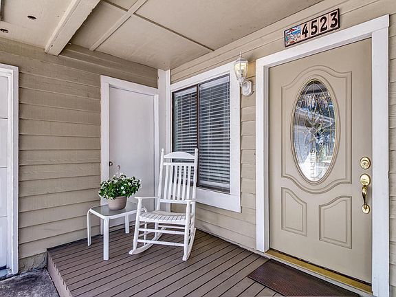 3rd image of 4523 Grassey Cay Ln