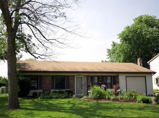 1031 Heartwood Ln, Lake Zurich, IL 60047