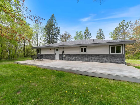 185 Wagon Rd, Esko, MN 55733