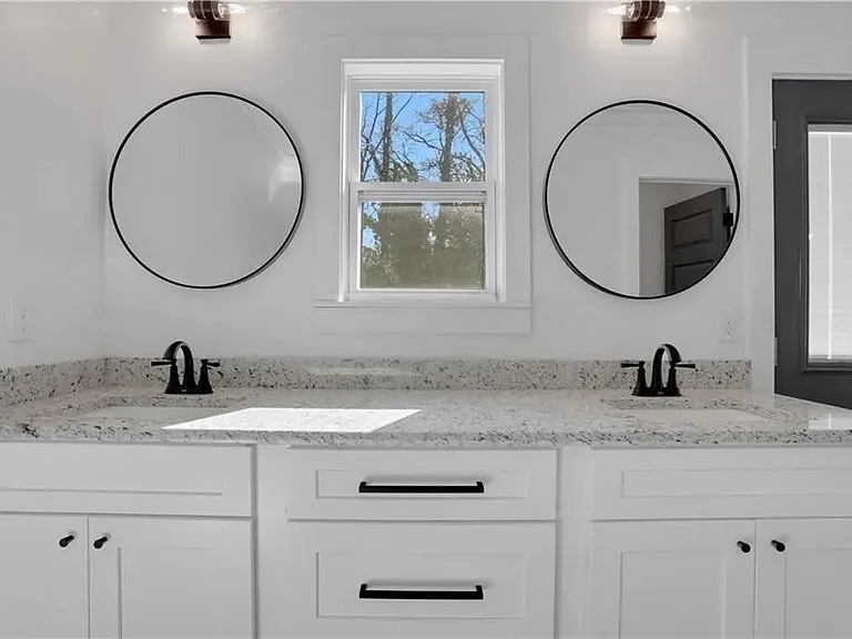 1770 Crestridge Dr SE — Photo 16