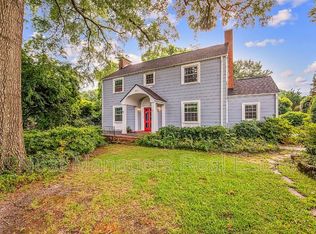 220 Bradford Ave, Fayetteville, NC 28305