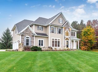 7453 Breezy Meadow Ct, Kalamazoo, MI 49009