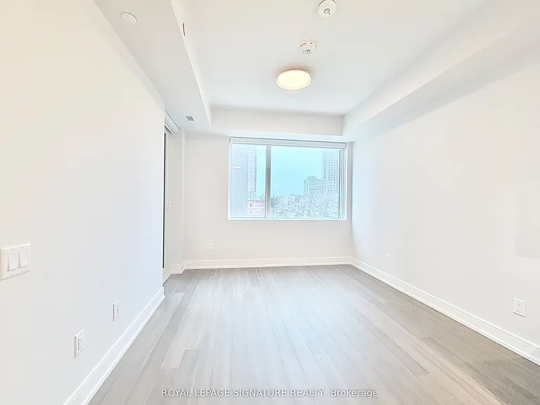 664 Spadina Ave #406 — Photo 5