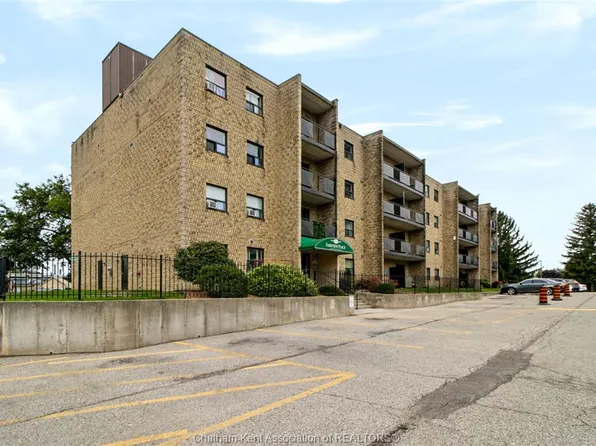 140 Park Ave E #302, Chatham Kent, ON N7M 3V6