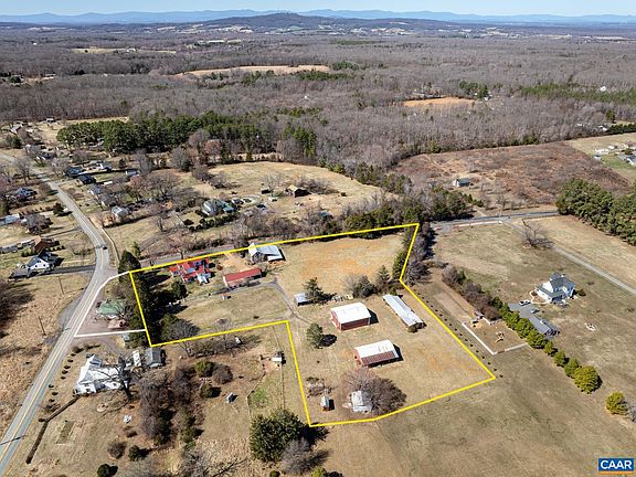 4th image of 9451 Black Walnut Run Rd