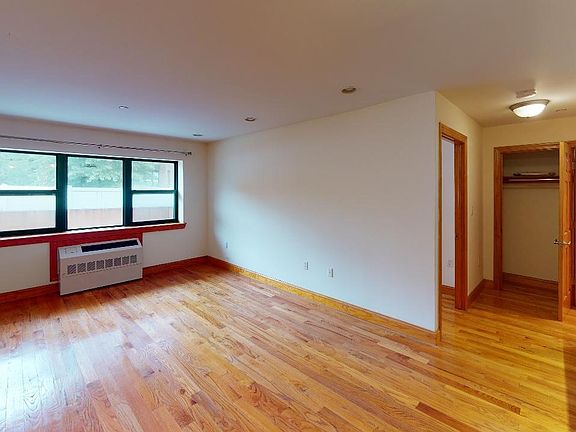 3rd image of 8414 143rd St APT 2E