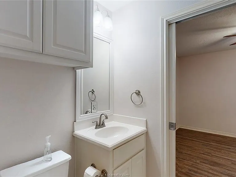 4015 Pomel Dr — Photo 12