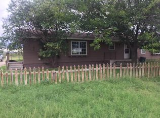 615 Texas Ave, Sheffield, TX 79781