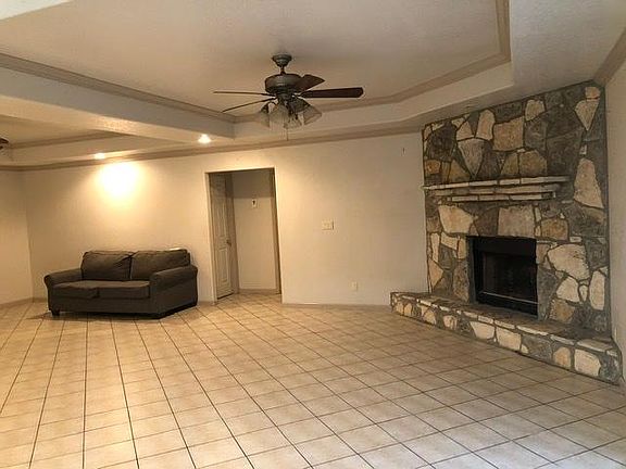 2nd image of 141 Sendero Blvd