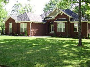 101 Southern Oaks Dr, Huntsville, AL 35811