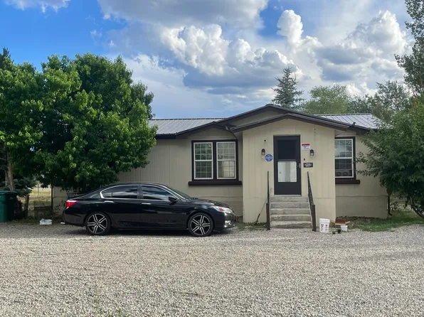 318 La Posta Rd, Taos, NM 87571