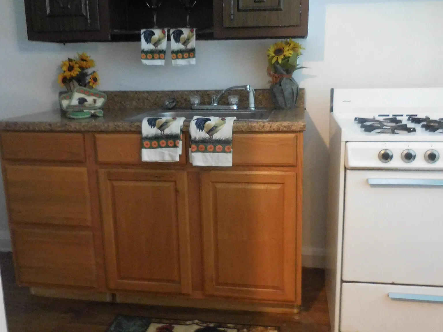 2 bed, 960 sqft, $1,349 — Photo 3