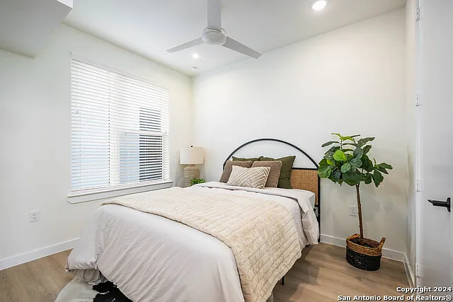 719 E Locust St #2104 — Photo 15