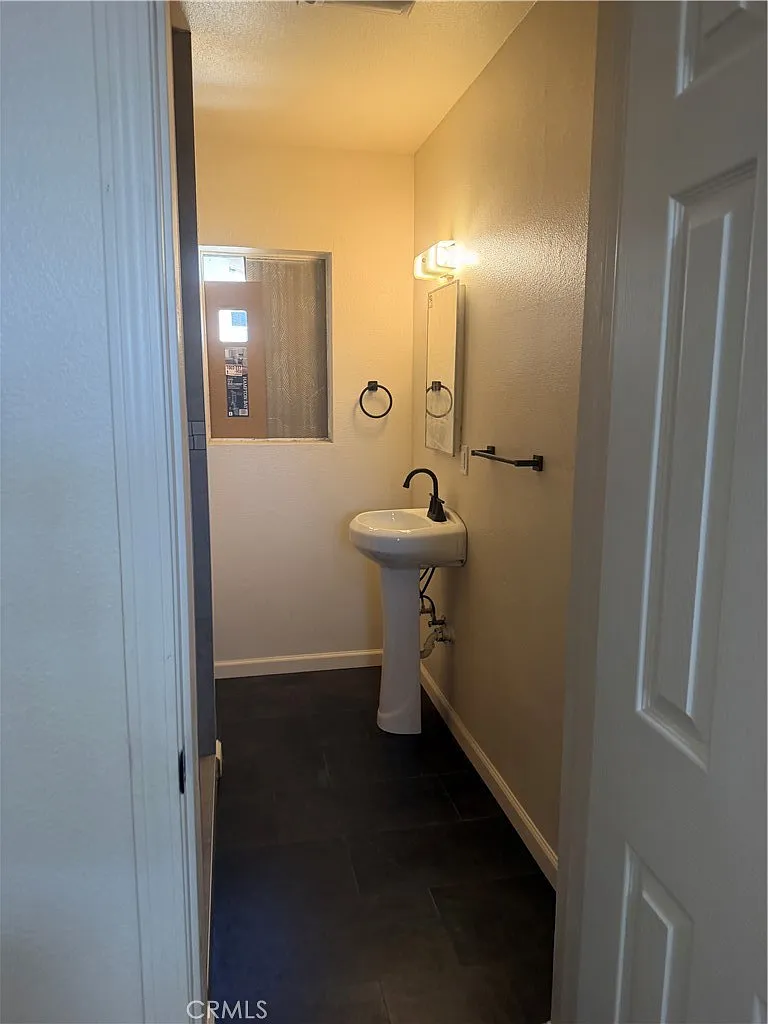 1 bed, 450 sqft, $1,400 — Photo 4