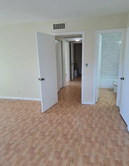 9330 SW 61st Way #D — Photo 10
