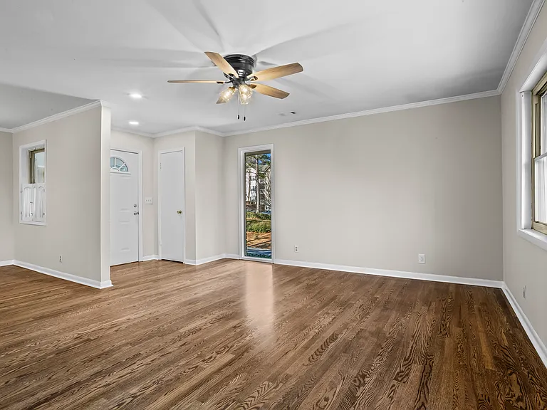 1449 Southland Vista Ct NE #A — Photo 2