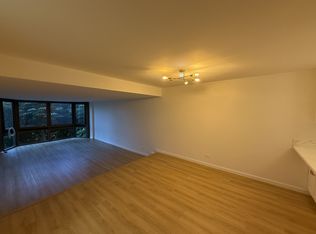 521 Hahaione St #23J, Honolulu, HI 96825