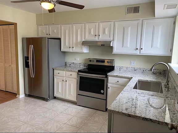 Updated kitchen with new appliances
