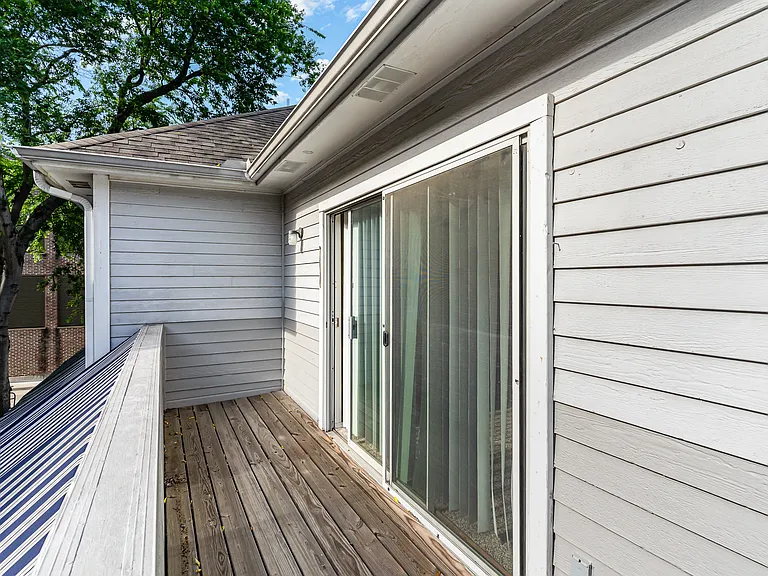 3329 Rosedale Ave #21 — Photo 6