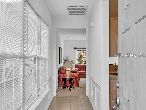 4th image of 17 Coronado Ct