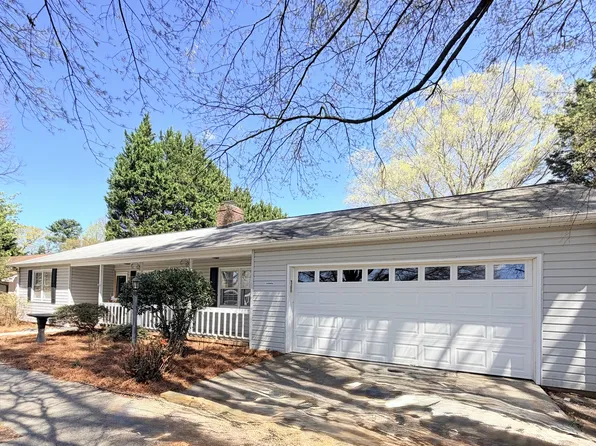 6504 Zack Rd, Oak Ridge, NC 27310