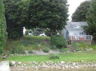 3350 Geneva Hwy, Manitou Beach, MI