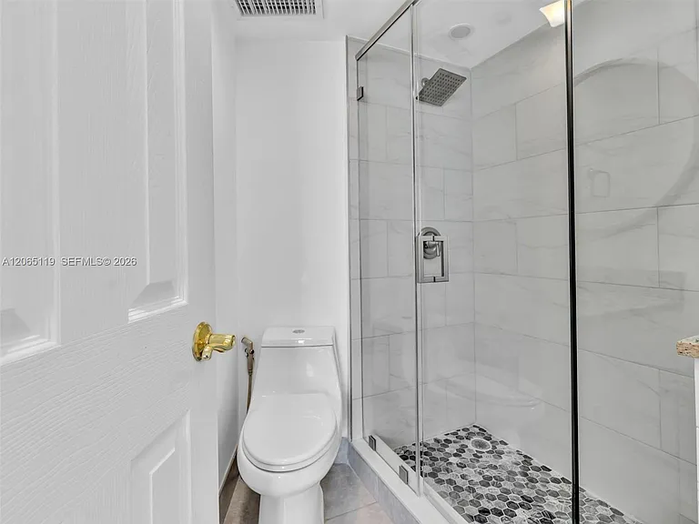 2451 S Brickell Ave #20M — Photo 32