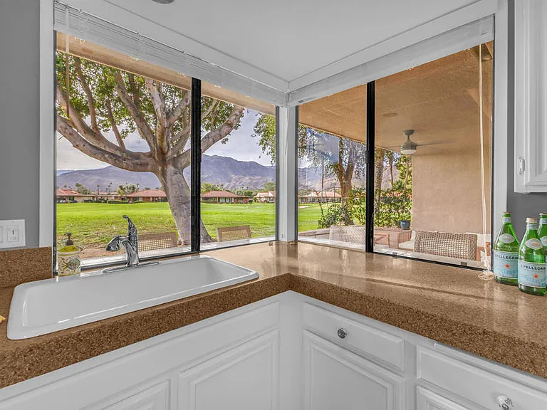 17 Lugo Dr — Photo 37