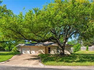 10604 Walnut Bend Dr, Austin, TX 78753