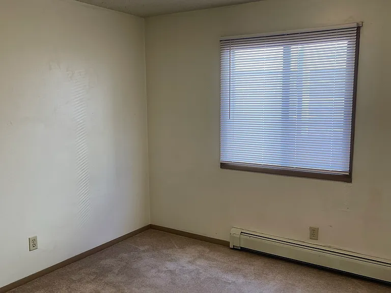 443 S Johnson St #8 — Photo 10