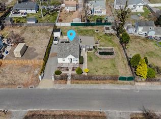 33 Manor Drive, Shirley, NY 11967