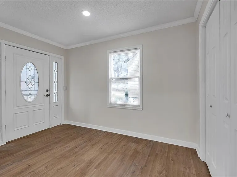 2060 Baker Rd NW — Photo 2