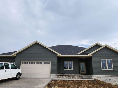 348 Solomia Ct, Peosta, IA, 52068
