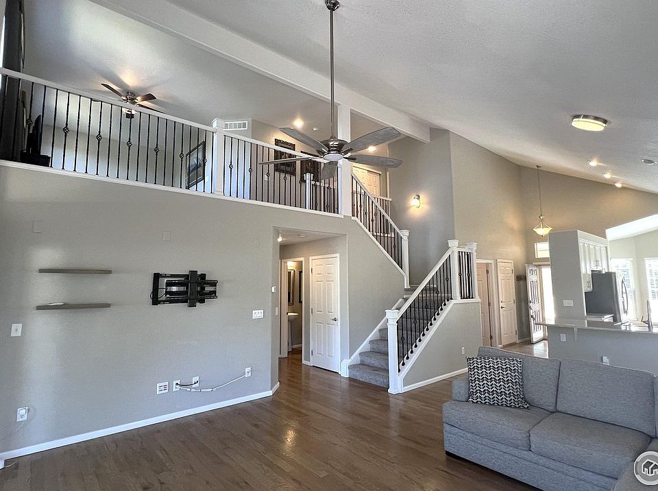 1st image of 2222 Lupine Pl