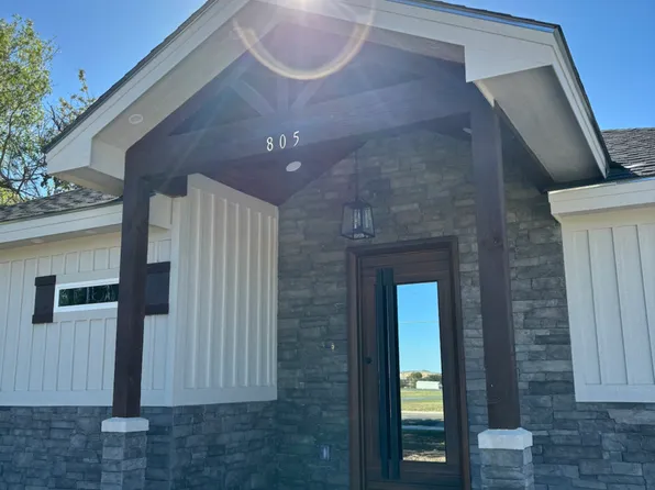 805 N CAMP STREET, Uvalde, TX 78801