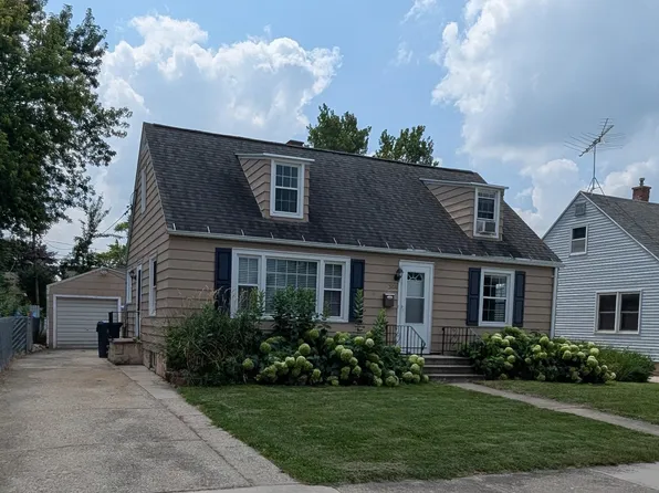 304 E 12th St, Fond Du Lac, WI 54935
