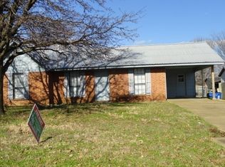 6150 Lynnfield Rd, Horn Lake, MS 38637
