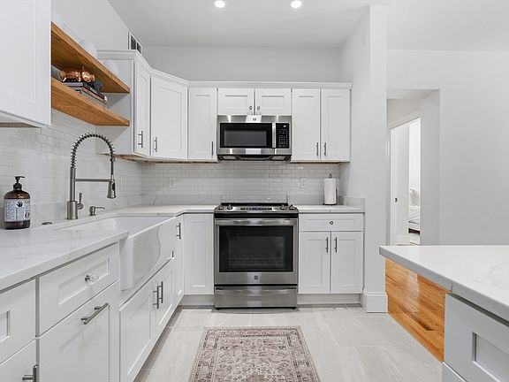 4th image of 286 Beacon St APT 1