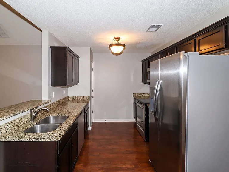 1089 Carib Loop W — Photo 7