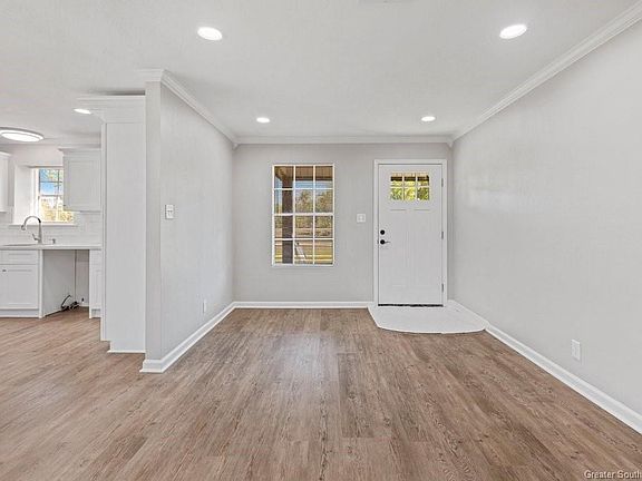 5th image of 3180 Cardinal Ln